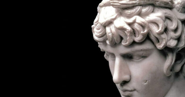 Memorie-di-Adriano-600x436